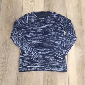 Tommy Bahama Women’s lightweight long-sleeve